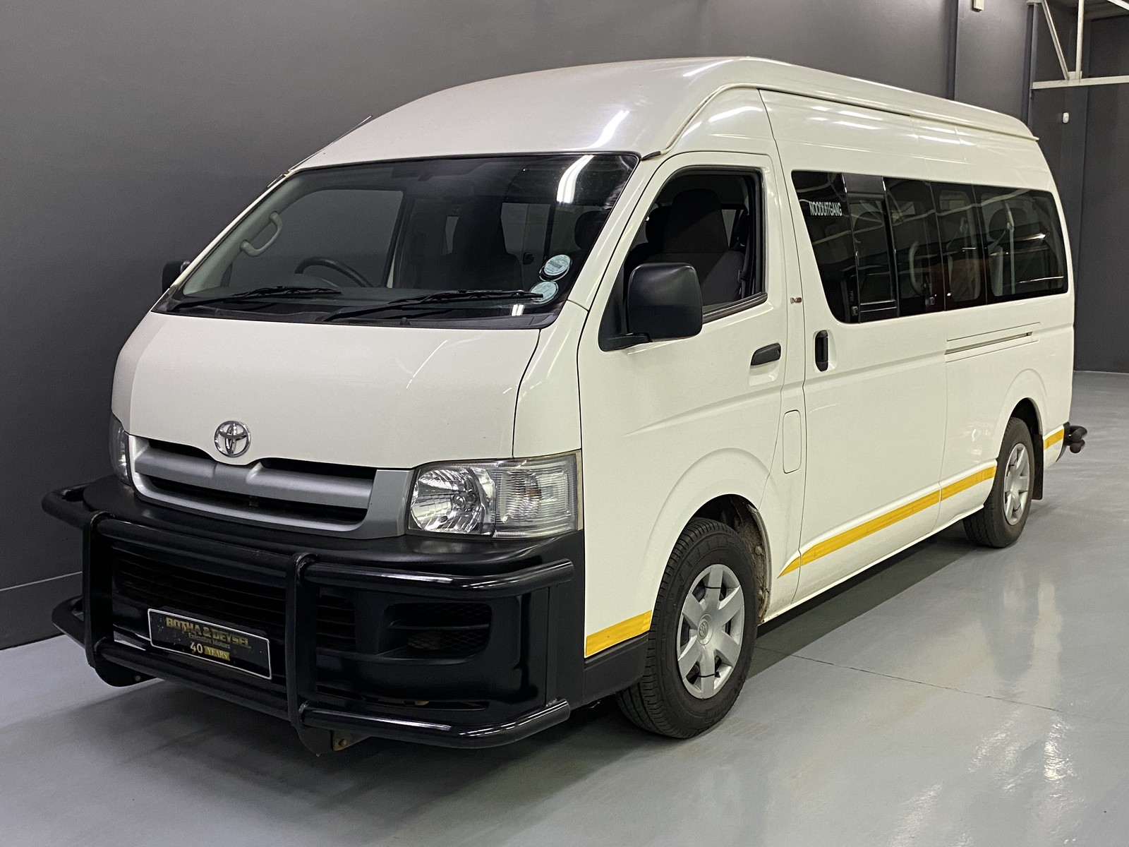 Toyota Quantum HIACE 2.5 D-4D 14 SEAT used buy in Vanderbijlpark Price  339950 zar - Int.Nr.: VDB 11887 SOLD