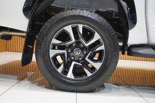 2025 Toyota Hilux 2.8 GD-6 RB LEGEND 55 4X4 A/T P/U D/C - photo 4