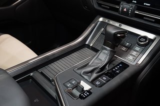 2025 Lexus 550 Overtrail - photo 7