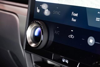 2025 Lexus 550 Overtrail - photo 17