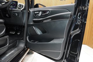 2025 Mercedes-Benz V-Class V300d EXCLUSIVE - photo 2