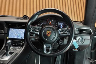 2018 Porsche 911 CARRERA GTS PDK (991 GEN2) - photo 3