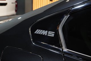 2025 BMW M5 - photo 17