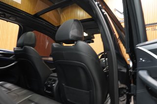 2022 BMW xDrive30d - photo 13