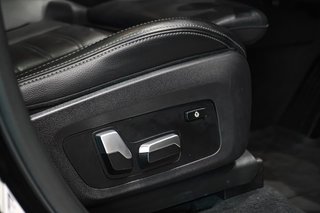 2022 BMW xDrive30d - photo 16