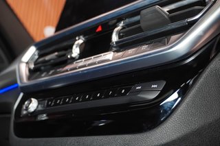 2022 BMW xDrive30d - photo 18