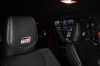 2025 Toyota Hilux 2.8 GD-6 GR-S 4X4 A/T P/U D/C - photo 11
