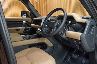 2025 Land Rover Defender D350 HSE X-DYNAMIC - photo 3