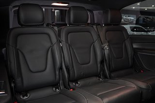 2024 Mercedes-Benz V300d Avantgarde AMG Line - photo 17