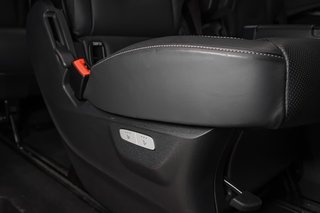 2024 Mercedes-Benz V300d Avantgarde AMG Line - photo 18