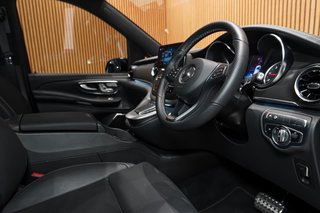 2024 Mercedes-Benz V300d Avantgarde AMG Line - photo 5