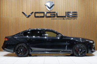 2025 BMW M5 (G90) (PHEV) - photo 3