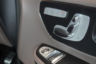 2025 Mercedes-Benz V-Class V300d EXCLUSIVE - photo 17
