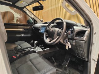 2023 Toyota Hilux 2.8 GD-6 RB LEGEND A/T P/U D/C - photo 3