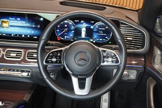 2025 Mercedes-Maybach GLS600 - photo 2