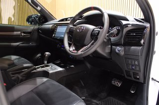 2025 Toyota Hilux 2.8 GD-6 GR-S 4X4 A/T P/U D/C - photo 3