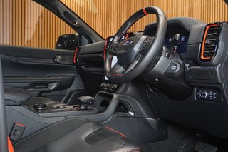 2025 Ford 3.0T V6 Double Cab Raptor 4WD - photo 2