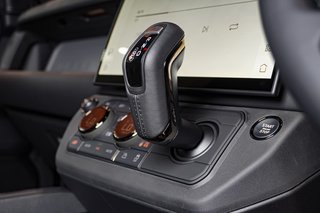 2026 Land Rover 110 Octa - photo 7