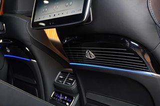 2026 Mercedes-Maybach GLS600 - photo 8