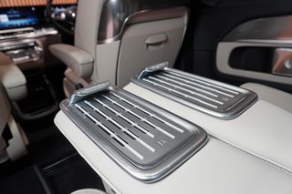 2026 Mercedes-Benz V300d Exclusive - photo 15