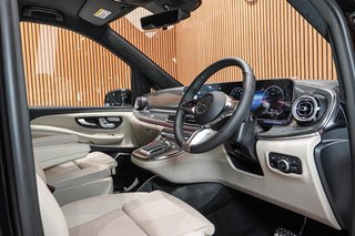 2026 Mercedes-Benz V300d Exclusive - photo 3