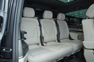 2026 Mercedes-Benz V300d Exclusive - photo 8
