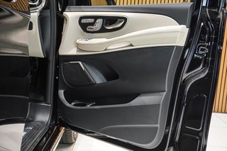 2026 Mercedes-Benz V300d Exclusive - photo 2