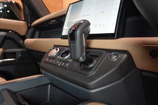 2025 Land Rover Defender D350 HSE X-DYNAMIC - photo 4