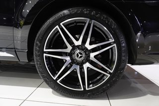 2024 Mercedes-Benz V300d Exclusive AMG Line - photo 4