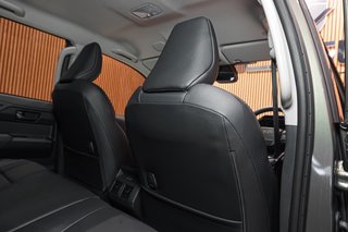 2026 Toyota 2.8GD-6 Double Cab Legend 4x4 - photo 8