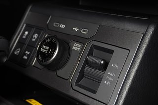 2026 Toyota 2.8GD-6 Double Cab Legend 4x4 - photo 11