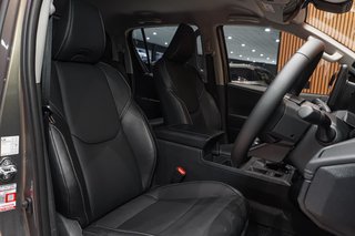2026 Toyota 2.8GD-6 Double Cab Legend 4x4 - photo 15
