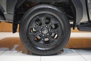 2026 Toyota 2.8GD-6 Double Cab Legend 4x4 - photo 4