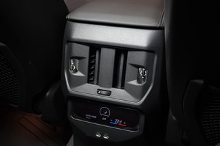 2025 BMW 20d xDrive M Sport - photo 18