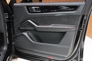 2023 Porsche GTS - photo 10