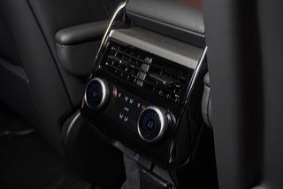 2026 Land Rover D350 Dynamic HSE - photo 16