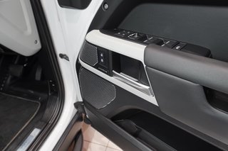 2025 Land Rover Defender D300 HSE X-DYNAMIC - photo 3