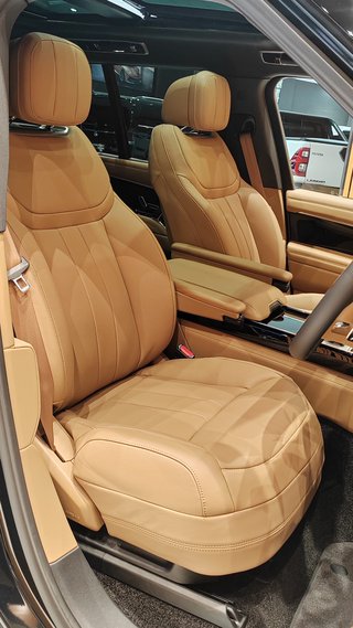 2025 Land Rover Range Rover 4.4 HSE (P530) - photo 4