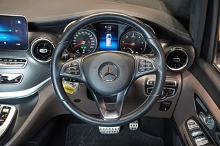 2022 Mercedes-Benz V300d Exclusive AMG Line - photo 3
