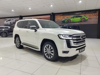 Toyota Land Cruiser Used vehicle for sale