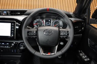 2025 Toyota Hilux 2.8 GD-6 GR-S 4X4 A/T P/U D/C - photo 6