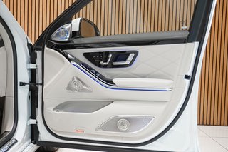 2025 Mercedes-Benz Maybach S580 - photo 2