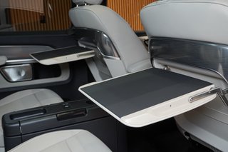 2025 Mercedes-Benz V-Class V300d EXCLUSIVE - photo 7
