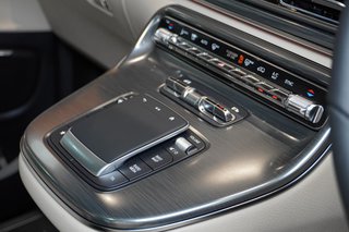 2025 Mercedes-Benz V-Class V300d EXCLUSIVE - photo 10