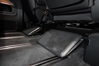 2025 Mercedes-Benz V-Class V300d EXCLUSIVE - photo 18
