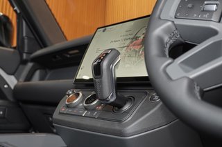 2026 Land Rover 110 D350 X-Dynamic HSE - photo 7
