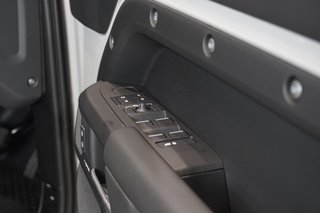 2026 Land Rover 110 D350 X-Dynamic HSE - photo 11