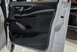 2025 Mercedes-Benz V-Class V300d EXCLUSIVE - photo 3
