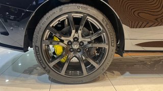 2025 Land Rover P635 SV Edition Two - photo 4