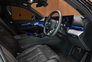 2024 BMW 520d M Sport - photo 7